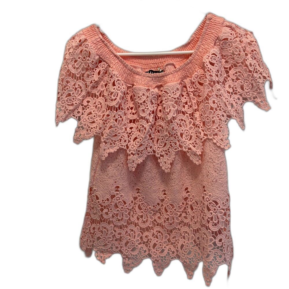 Pastel All Lace Top Size Medium Color Peach EUC - Picture 2 of 10